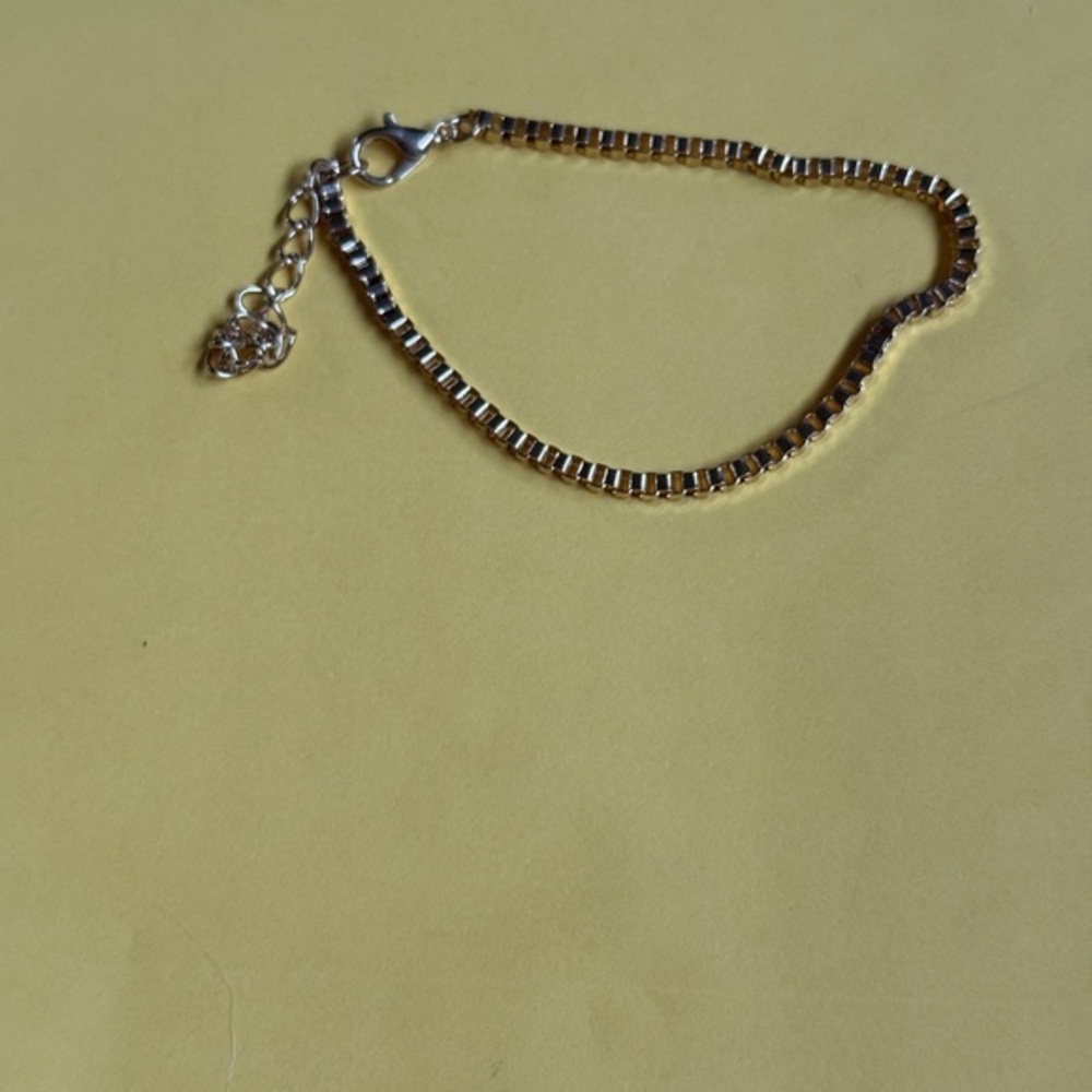 Gold Box Chain Bracelet